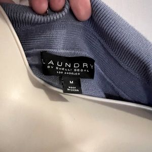 Laundry by Shelli Segal V-neck Sweater Size M